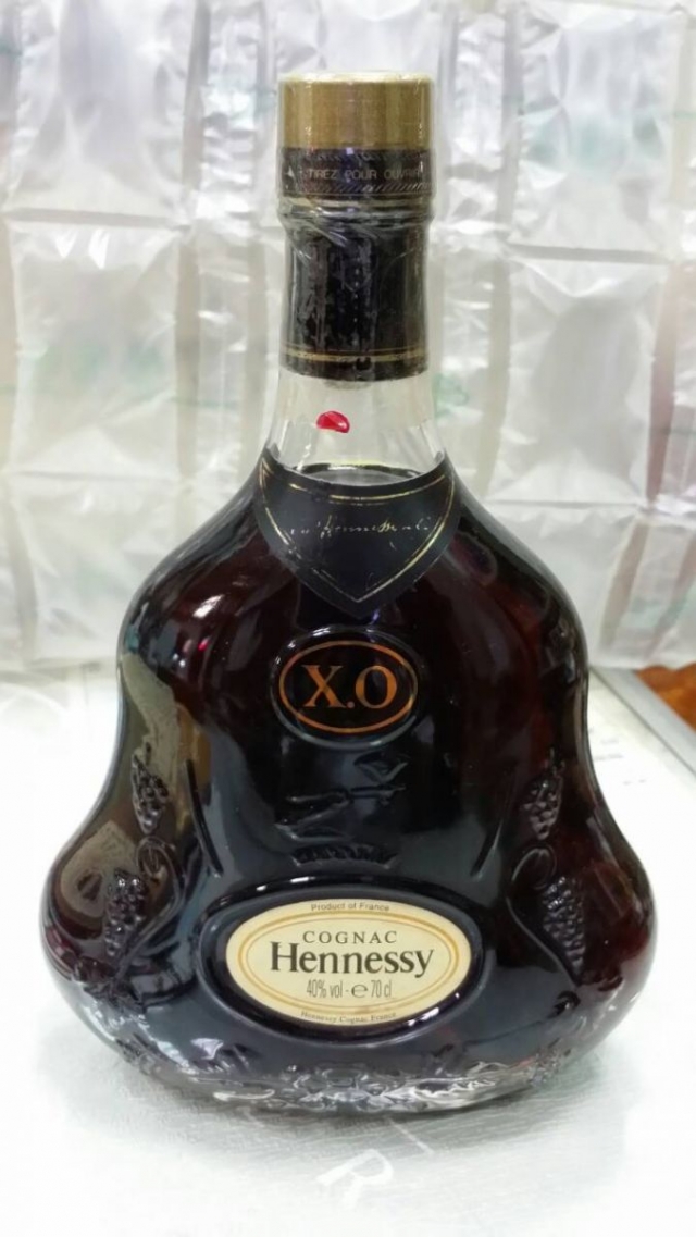 【收購老酒】 HENNESSY  軒尼詩 ╱ 干邑產區白蘭地高雄老酒收購, 台南老酒收購, 屏東老酒收購老酒收購